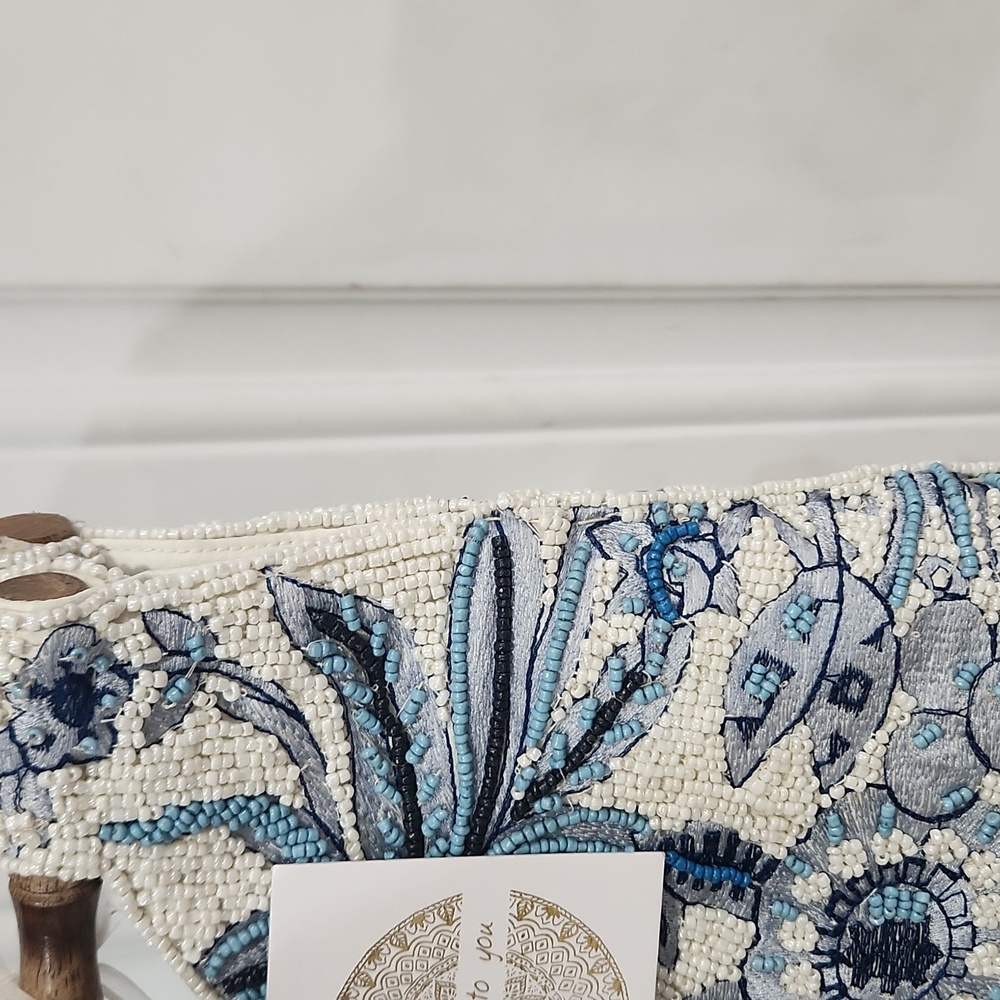 💙🔹️ Made In India Viral blue and white floral beaded bamboo handle bag ✨️💙 - Picture 5 of 10